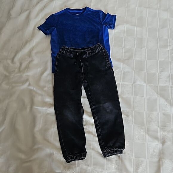 Gap Boy's Bundle 2 Piece Denim Jeans &  T-Shirt Blue/Black XS - Picture 14 of 16